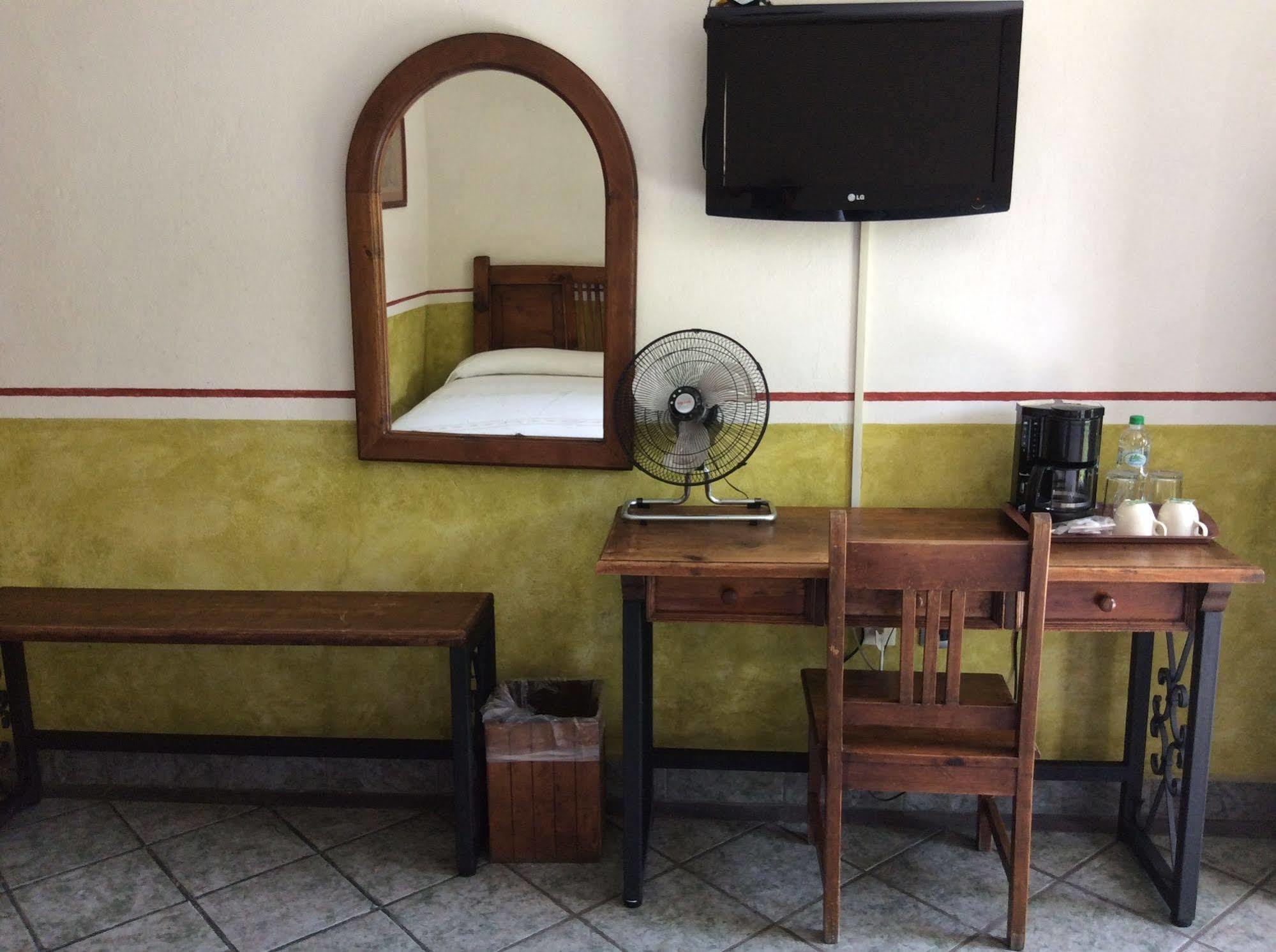 Hotel Posada San Jeronimo Coatepec  Exterior photo